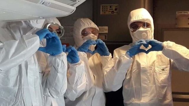 Медсестра из Бучи сопровождала эвакуированных украинцев из Ухани