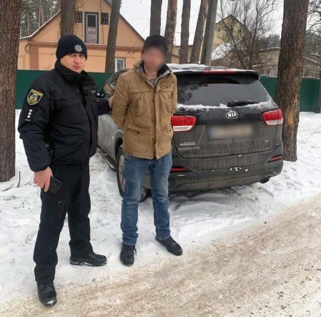В Ирпене на свидании парень угнал машину девушки