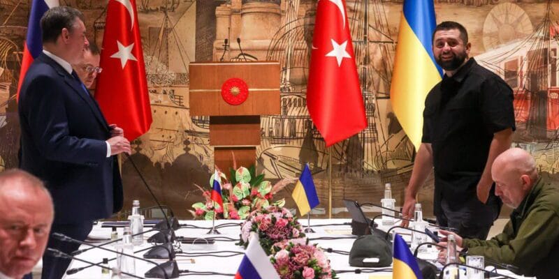 Россия на переговорах предлагала закончить войну, если Украина откажется от НАТО